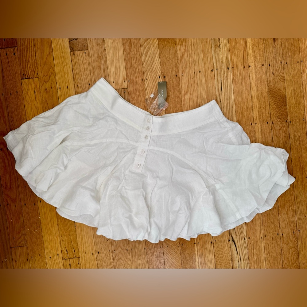 J.Crew White Linen Button-up Mini Skirt
Size 12
